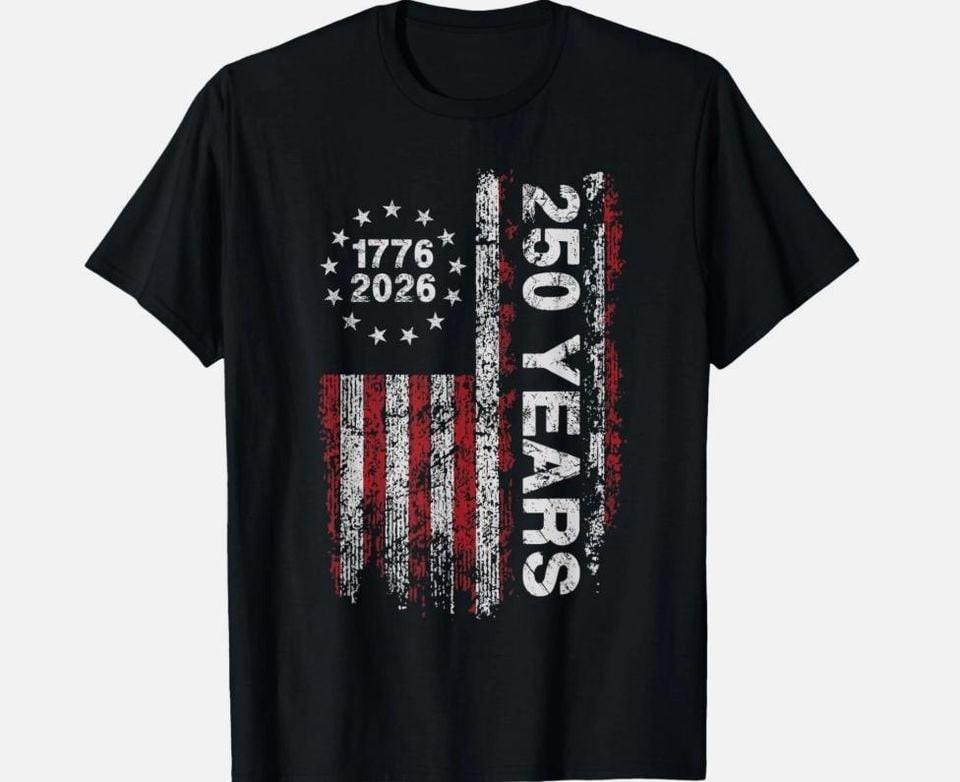 USA 250 Years Patriotic Flag 1776-2026 We The People Vintage T-Shirt XXXL