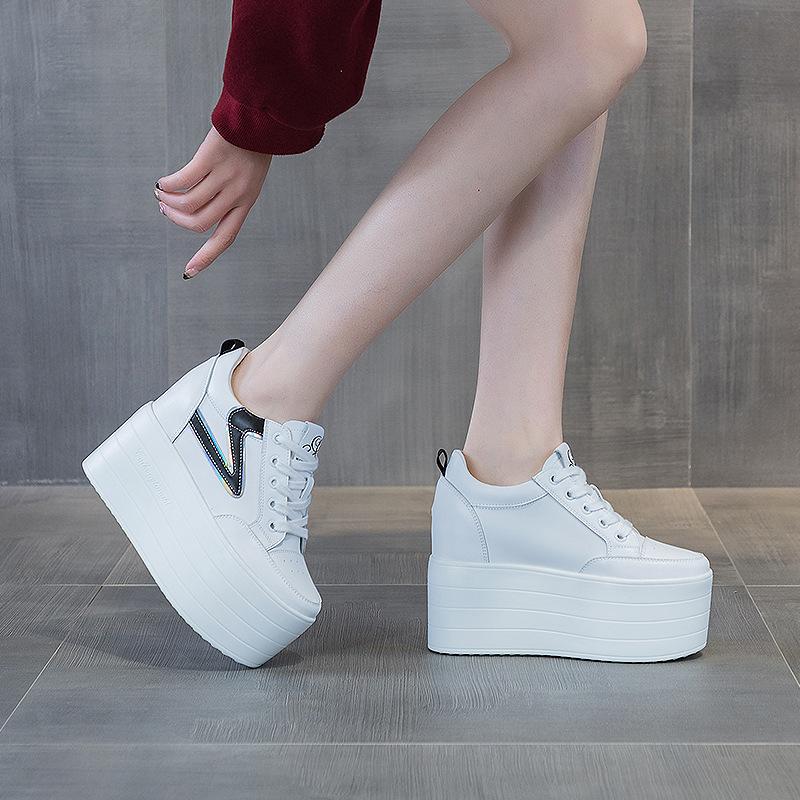 Muffin kleine weiße Schuhe Damen Frühjahr 2025 neu dicksohlige Innenhöhenerhöhung Damenschuhe superhoher Absatz 12 cm Freizeitschuhe Damen