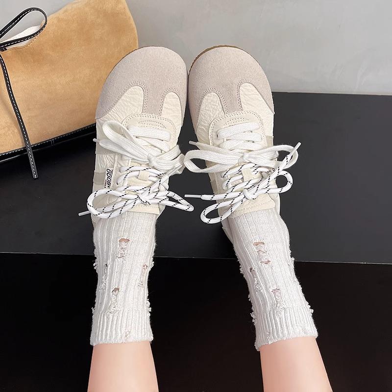 Dexun Shoes Women's Spring 2025 New Lace-up Single Shoes Soft Sole Light Casual Sports Shoes Retro Forrest Gump Shoes
