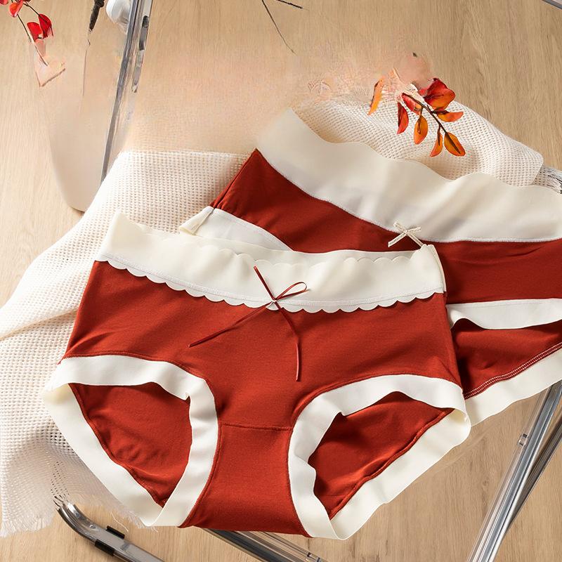 Red Lady's Joyful Mid Waist Underwear with Bare Feel No Trace Comfortable Antibacterial Bottom Hip Wrapping Underwear Panties