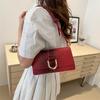 New Simple Casual and Fashionable Retro Underarm Crossbody Bag In Summer Light Luxury Fashion Design One-shoulder Square Bag