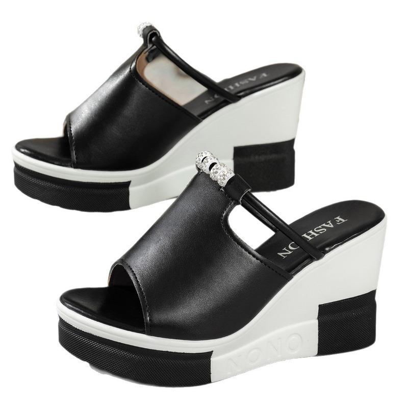 Summer New Cool Slippers Women's Rhinestone Wedge Heel Muffin Cool Slippers Thick-soled One-word Large-size Women's Shoes