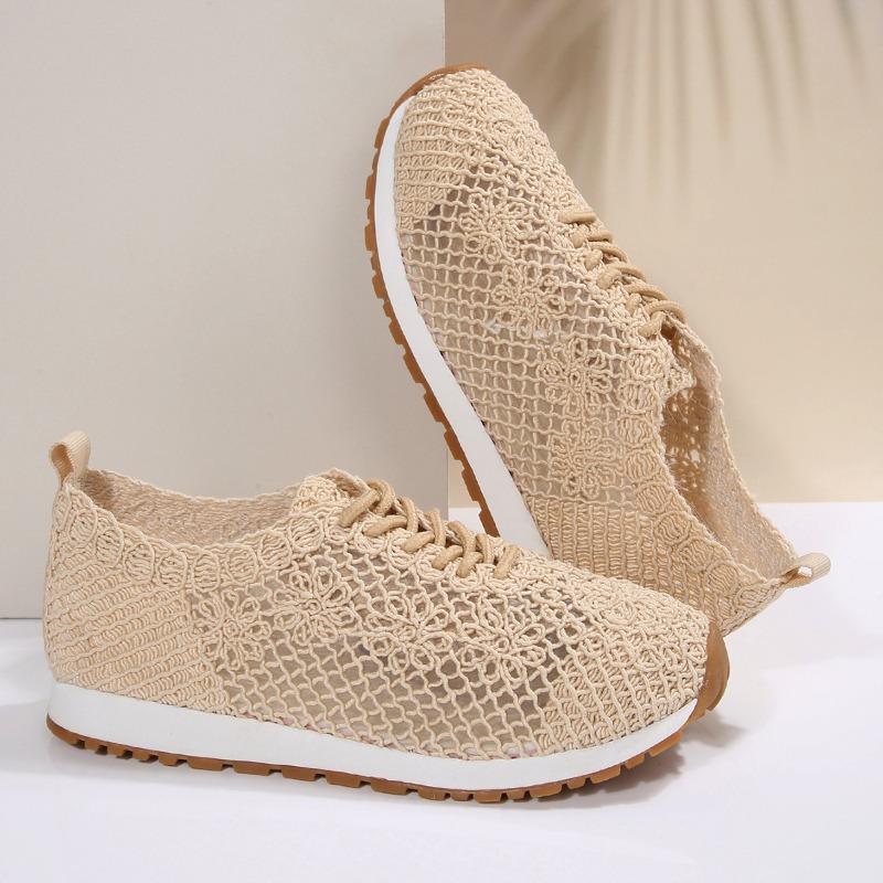 New Large-sized Breathable Low-top Single-shoe Women's Sporty Casual Flat Lace-up Board Shoes