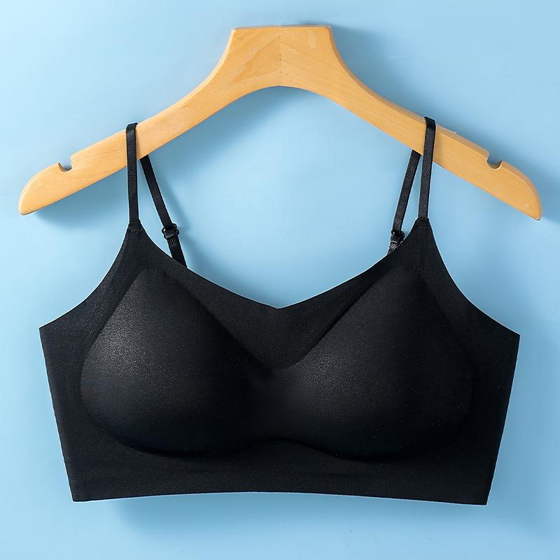 Light Green Seamless Breathable Wireless Bra with Adjustable Thin Straps