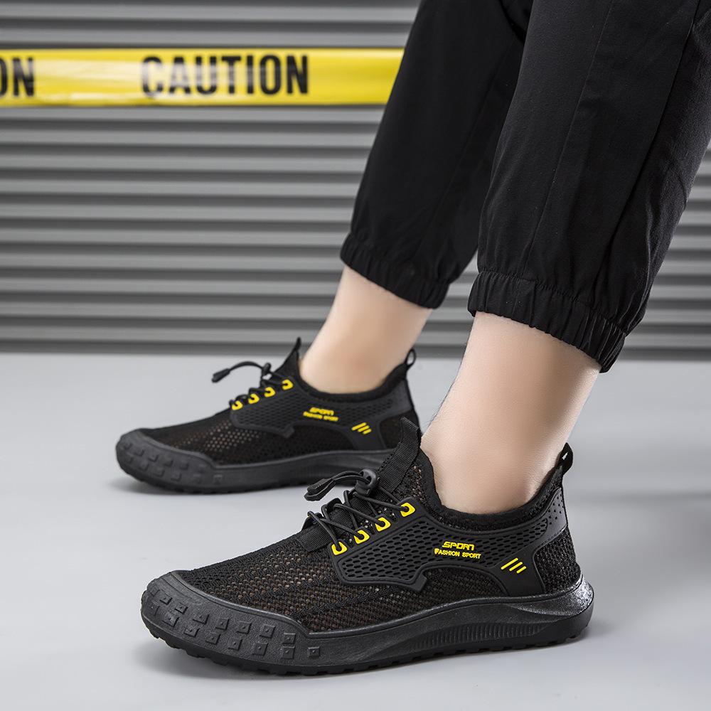 

New net shoes summer fashion breathable one-pedal men s shoes soft sole mesh hollow shoes lightweight sports shoes travel shoes 39 чёрный