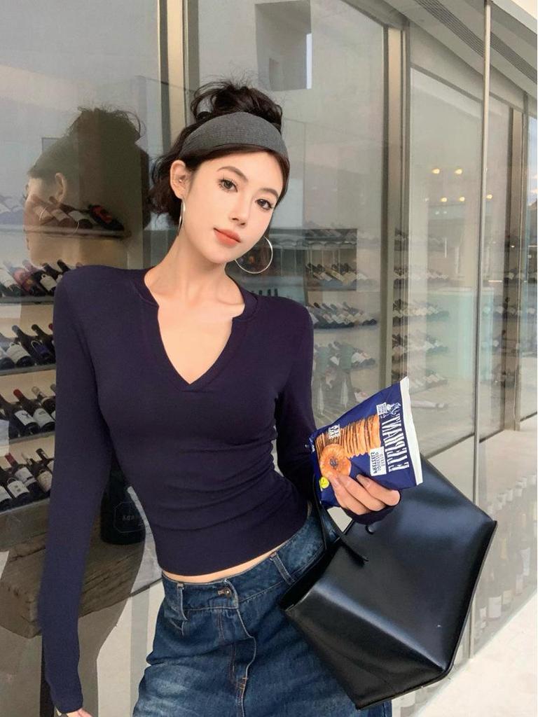 Women's Stylish Half-Open Collar Long-Sleeve Slim-Fit Base Layer T-Shirt - Short, Chic, and Perfect for Autumn/Winter