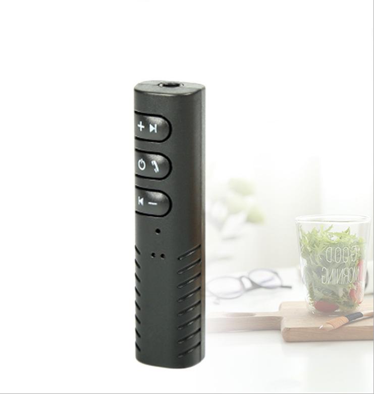 

Bluetooth Adapter with One-to-Two Call, Photo Feature, 3.5mm Compatibility for Car Speakers & Earphones чорний