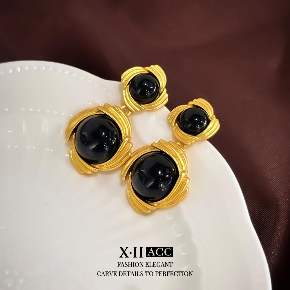 Elegant Gold-Plated Black Zircon Stud Earrings - Niche Design for a Luxurious Fashion Statement