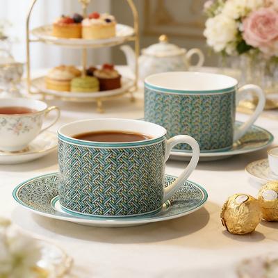 Luxury Bone China Coffee Cup Set European Retro Tea Cups with Sauce Dishes Elegant Home Office Gift for British Afternoon Tea