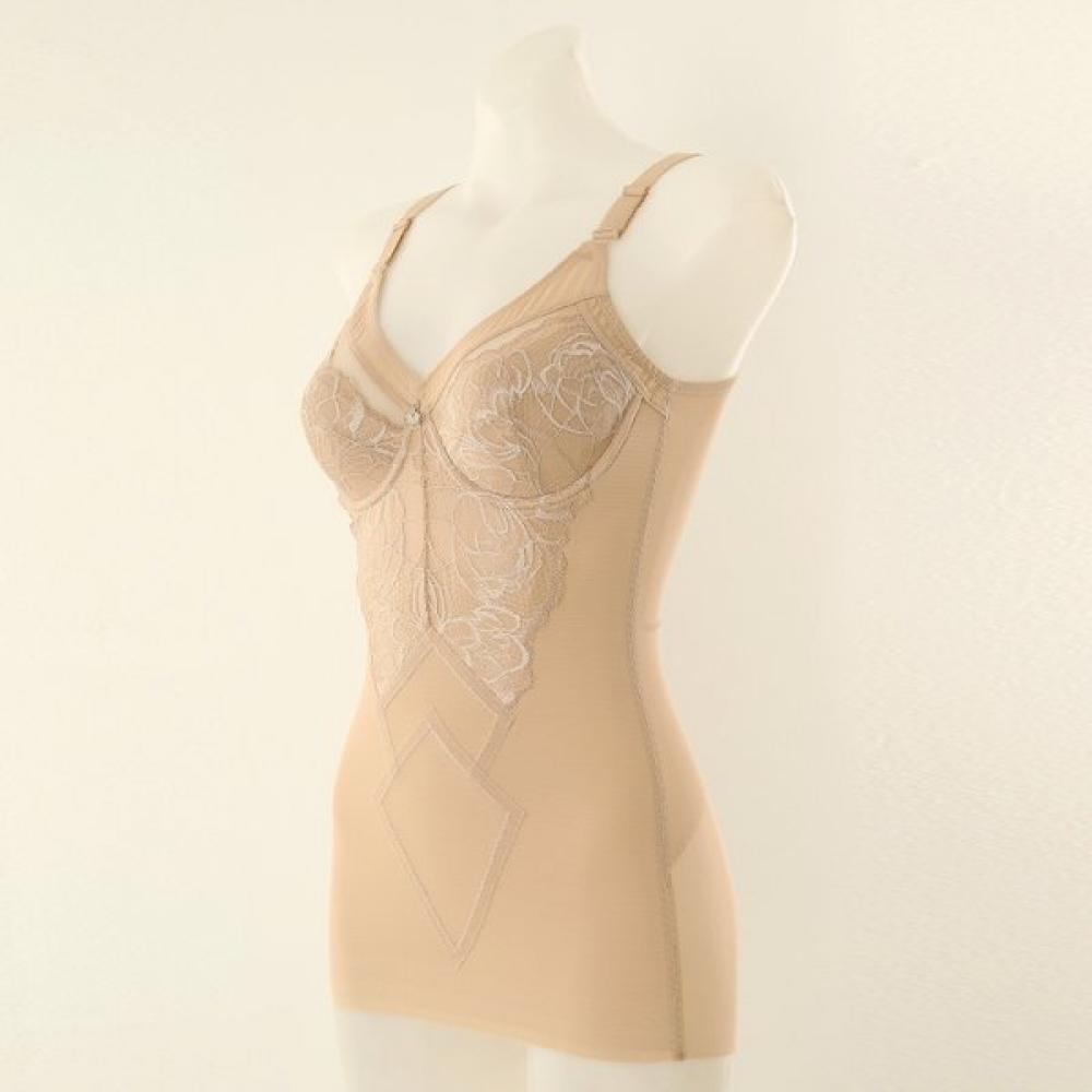 Wacoal Medium Type Body Shaper With Excellent Correction Cd Cup  Wbtm101 