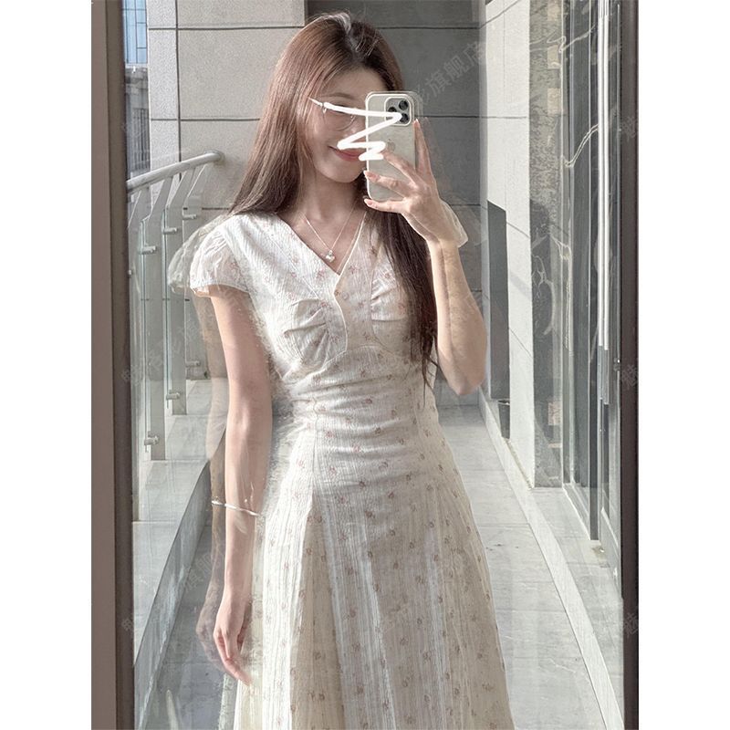Gentle medium and long dress temperament floral dress summer new simple light luxury skirt