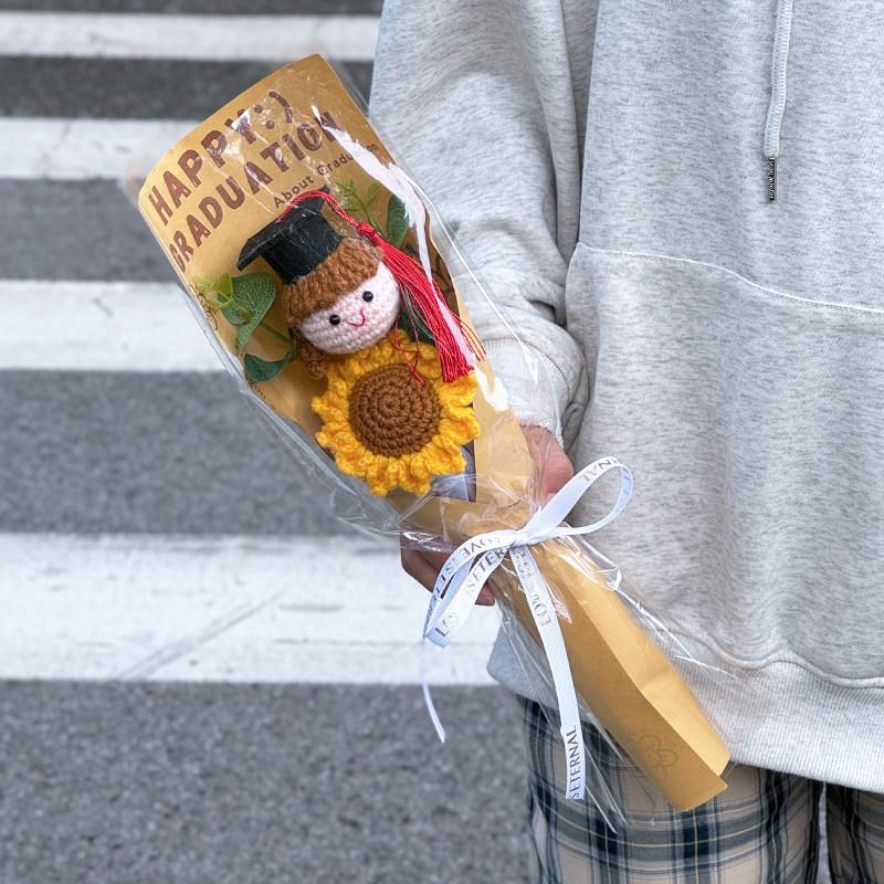 Graduation Bouquet Crochet Flower Bouquet Hand-woven Graduation Gifts Artificial Knitted Flowers Teacher's Day Gifts Decor
