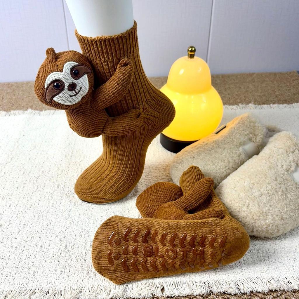 3D Cute Sloth Plush Socks - Warm Crochet Animal Floor Socks for Men & Women