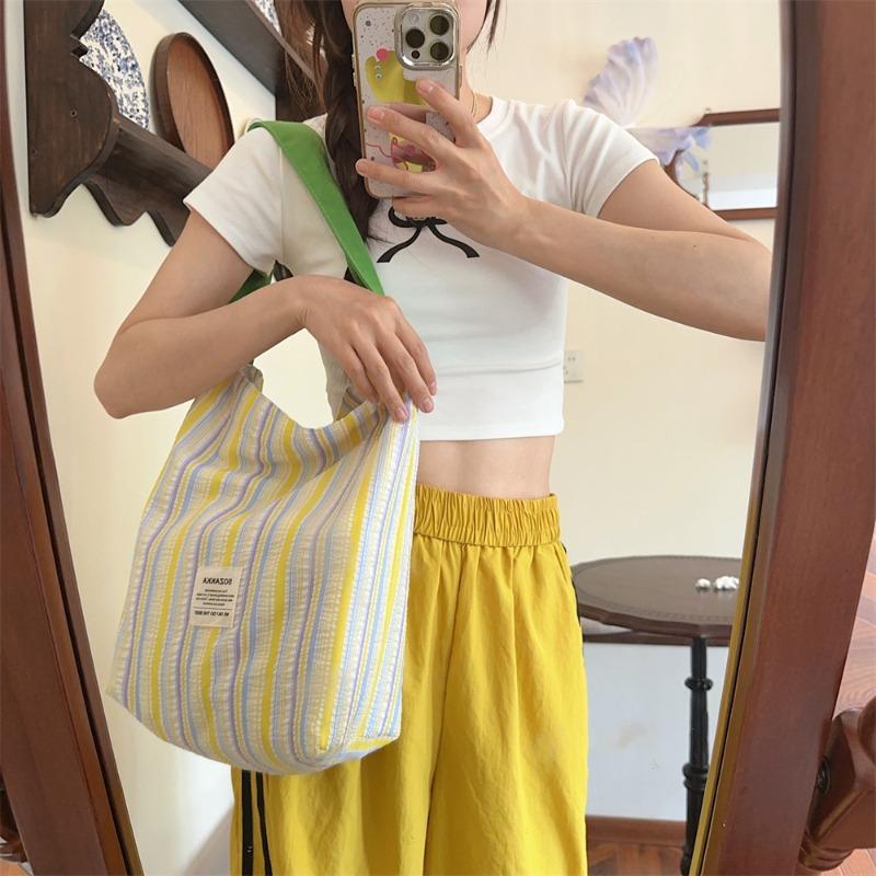Plissert stripet kontrastfarget skulderveske, frisk og allsidig lerretsveske med stor kapasitet, skolesekk for kvinnelige studenter