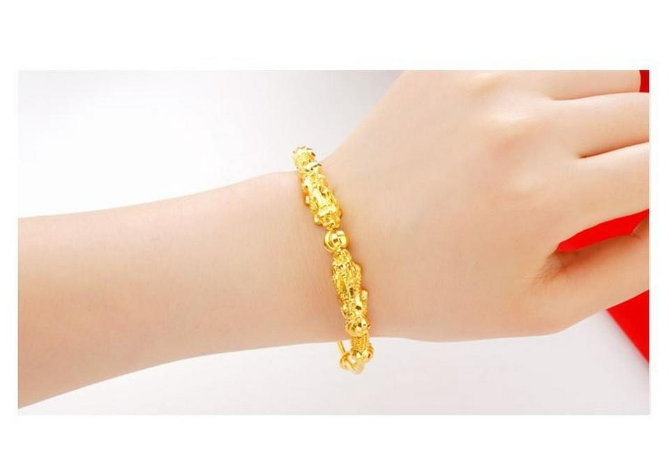 Elegant Chinese Style Electroplated Double Pixiu Bracelet - Women's Classic Luck-Turning Push-Pull Jewelry
