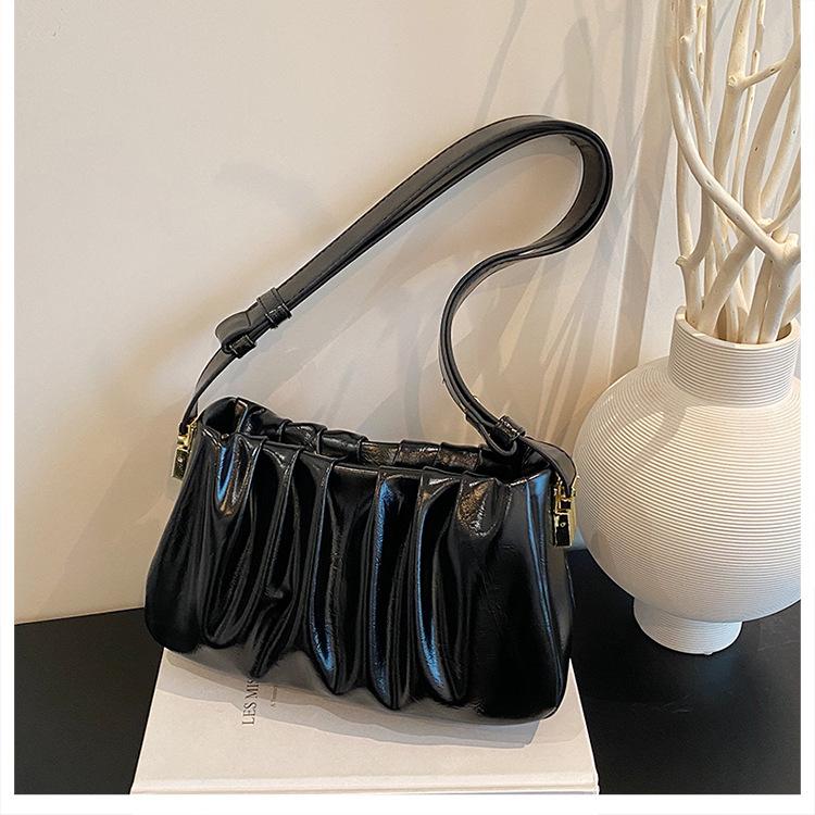 Niche Design Pleated Cloud Bag Women's New High-end Single Shoulder Underarm Bag Fashion Messenger Bag