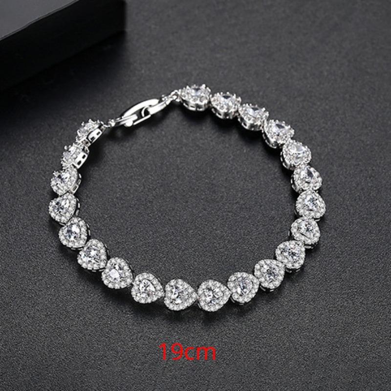 Herzliches 4x4 Valentinstagsgeschenk: modisches Damenarmband mit pavé-gesetztem Kupfer und Zirkonia