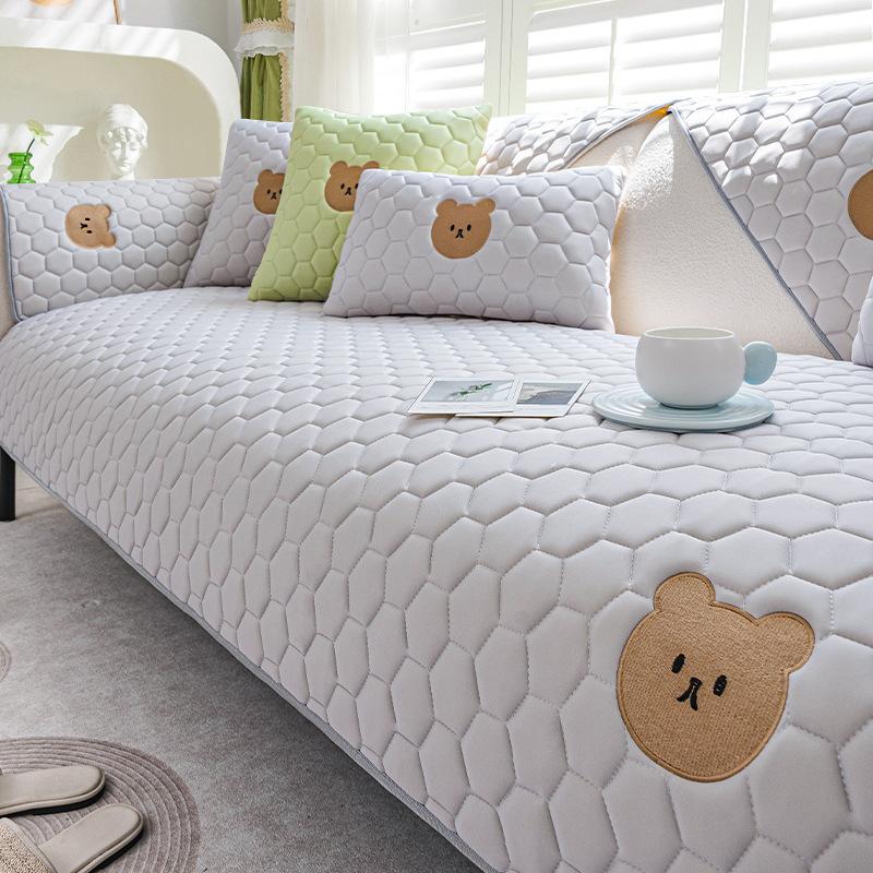 Summer Latex Ice Silk Sofa Cushion Cartoon Dull Bear Non-Slip Sofa Cover Cool Breathable Summer Sofa Cover