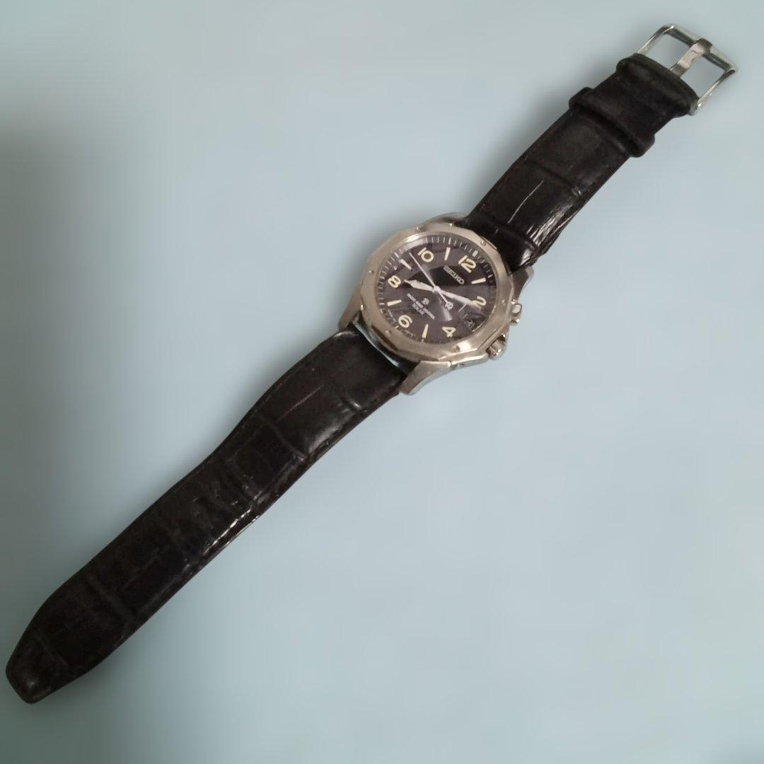 Used SEIKO BRIGHTZ radio solar wristwatch with defects
