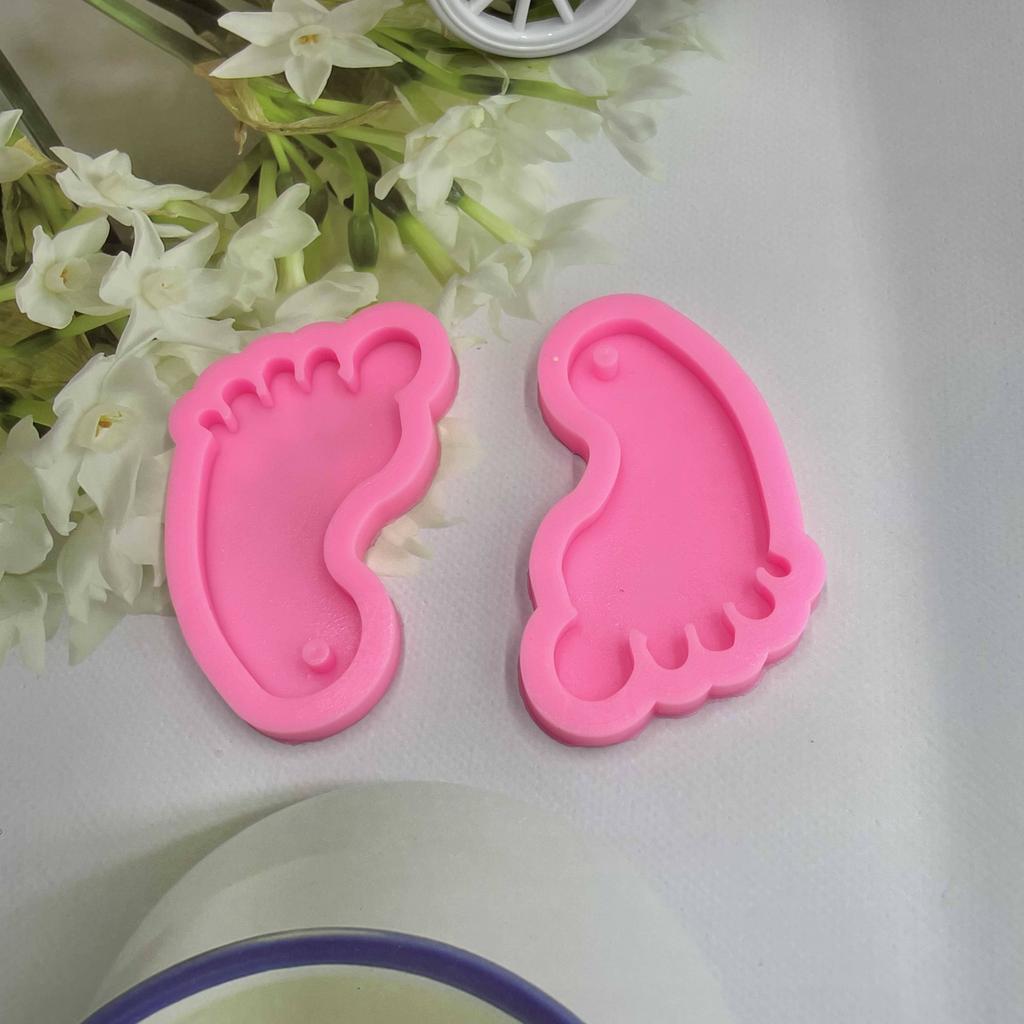 Foot Keychain Silicone Mold Drip Casting Creative DIY Keychain Foot Silica Gel Mold