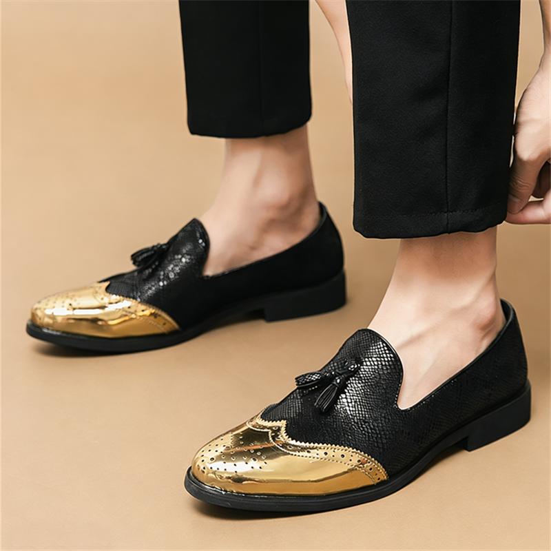 Designer Britain Gentleman Tassels Pointed Patent Leather Shoes Men Black Gold Mix Formal Wedding Prom Dress Homecoming Footwear