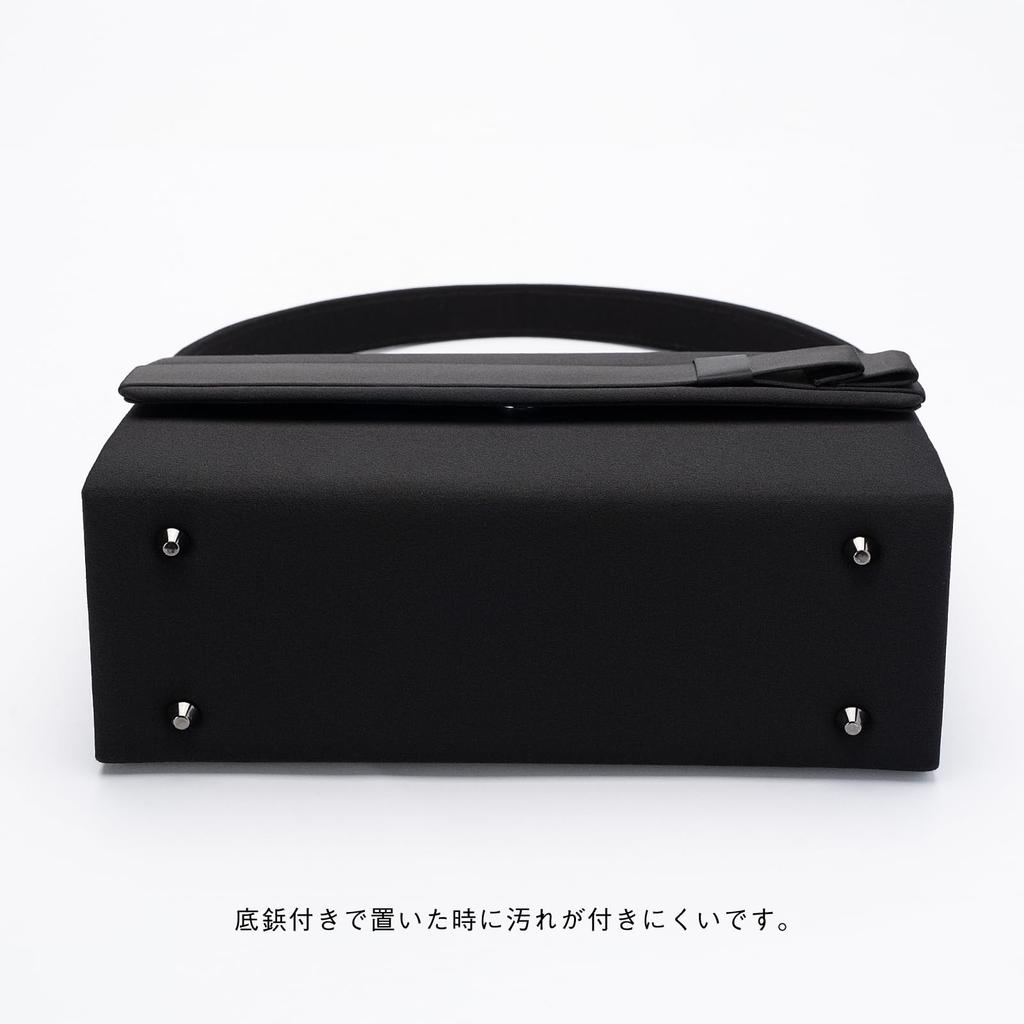 Black formal bag for women, suitable for weddings, funerals, graduations, and other formal occasions. Product code: A220-2.