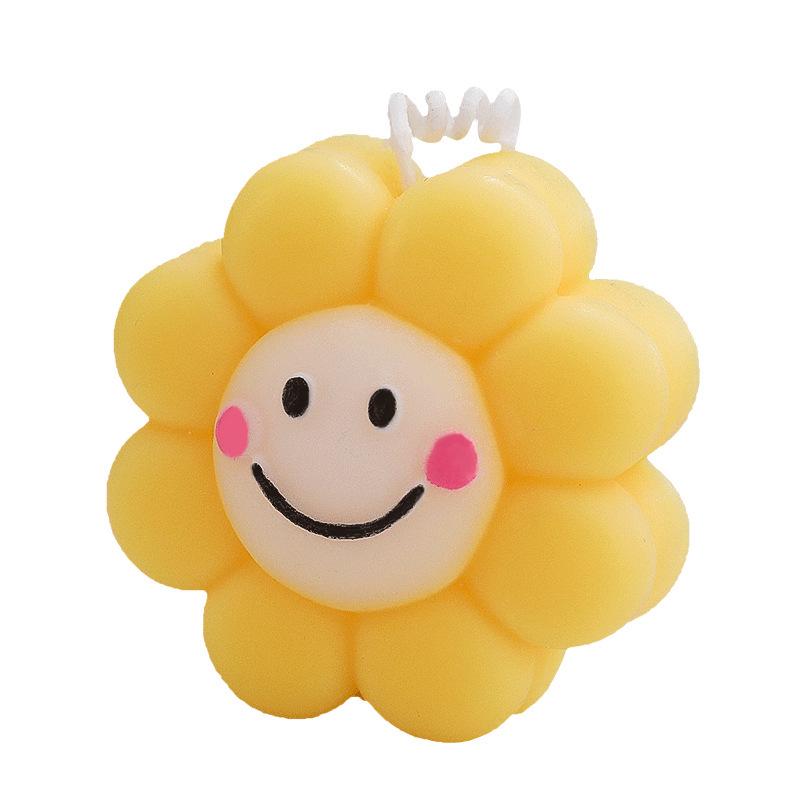 Smiling Sunflower Aromatherapy Candle - DIY Creative Birthday Decoration, Cute Scented Candle Ornament