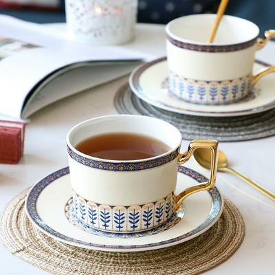 Bardak Takımı – Kahve ve çay setleri