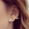 1 Par de Tarraxa de Orelha Formato de Flecha com Laço Liga Elegante Strass Tarraxa de Orelha Feminina para Cocktail