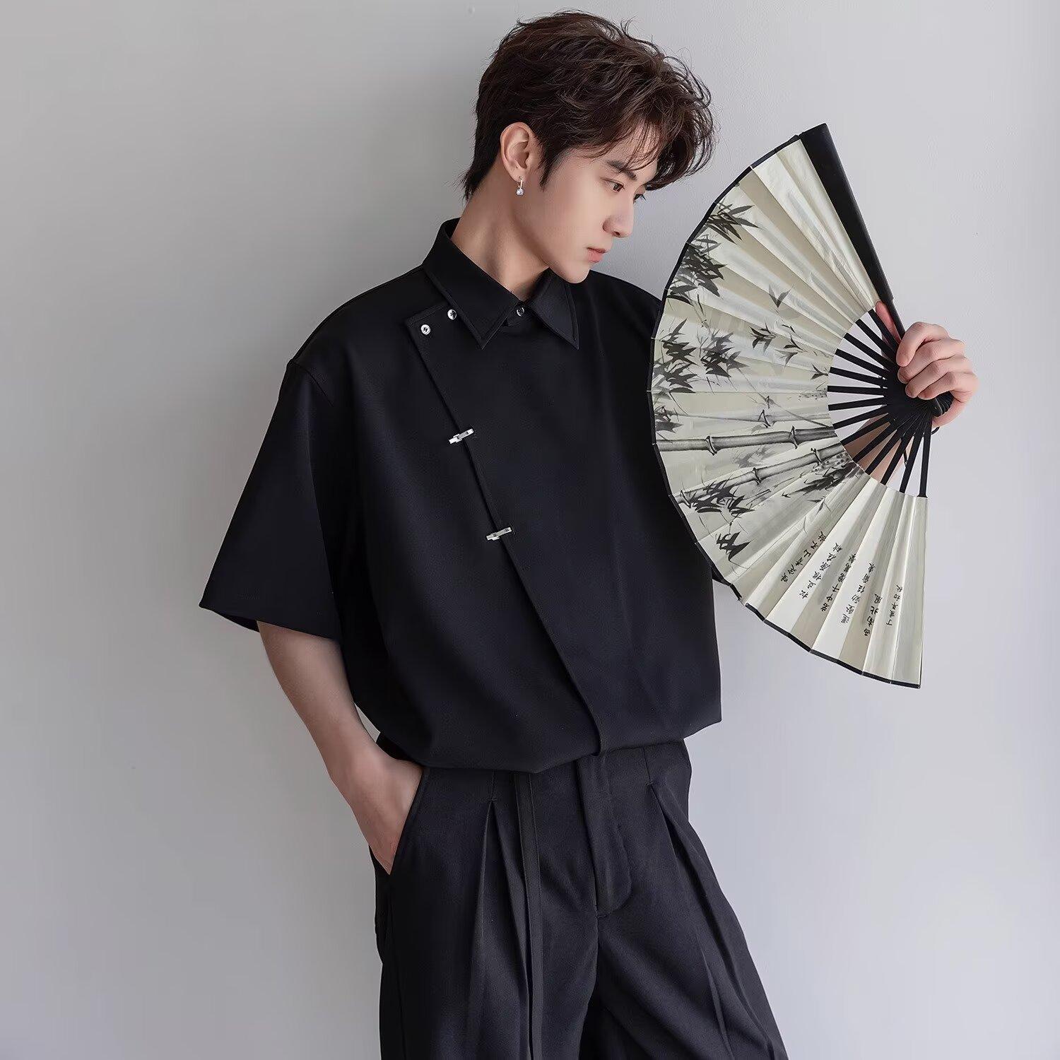 

Новая мужская верхняя одежда Ретро рубашка с коротким рукавом Летняя рубашка в гонконгском стиле Студенческий свободный дизайн Веселая и стильная рубашка 3XL чёрный