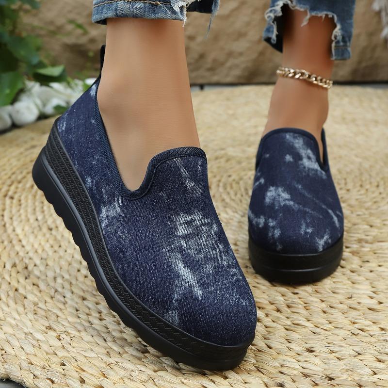 2025 New Comfortable Versatile Wedge Heel Slip On Shoes Autumn Retro Design Shallow Mouth Casual Single Shoes for Women