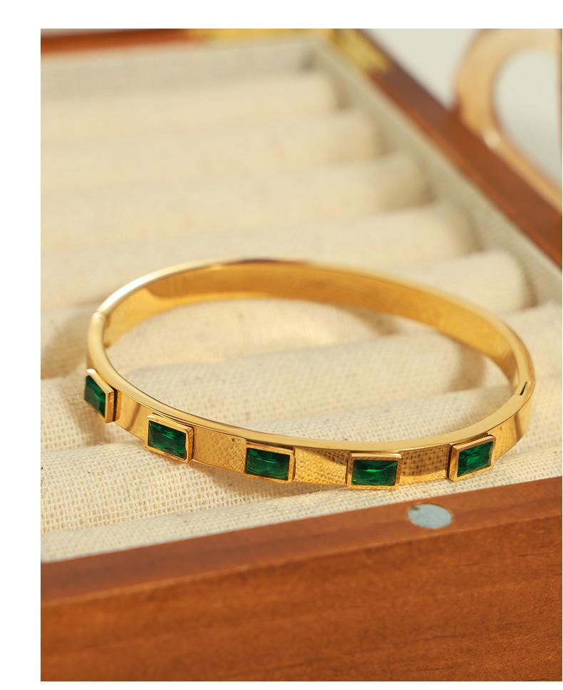 Retro 18K Gold Plated Titanium Steel Bracelet with Zirconia - Women's Fashion Jewelry