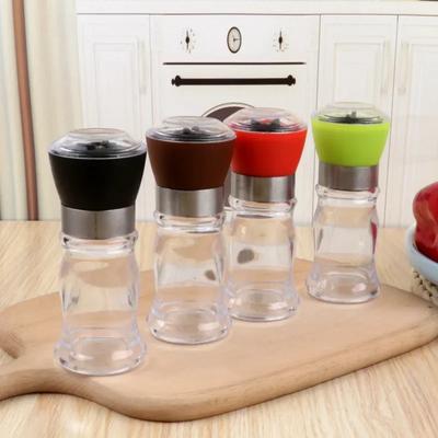 Handliche manuelle Mühle Pfeffer- und Salzmühle Gewürz Peper Gewürz Mühle Getreidemühlen Porzellan Mahlkern Mühle Küchenwerkzeuge Heiß Neu