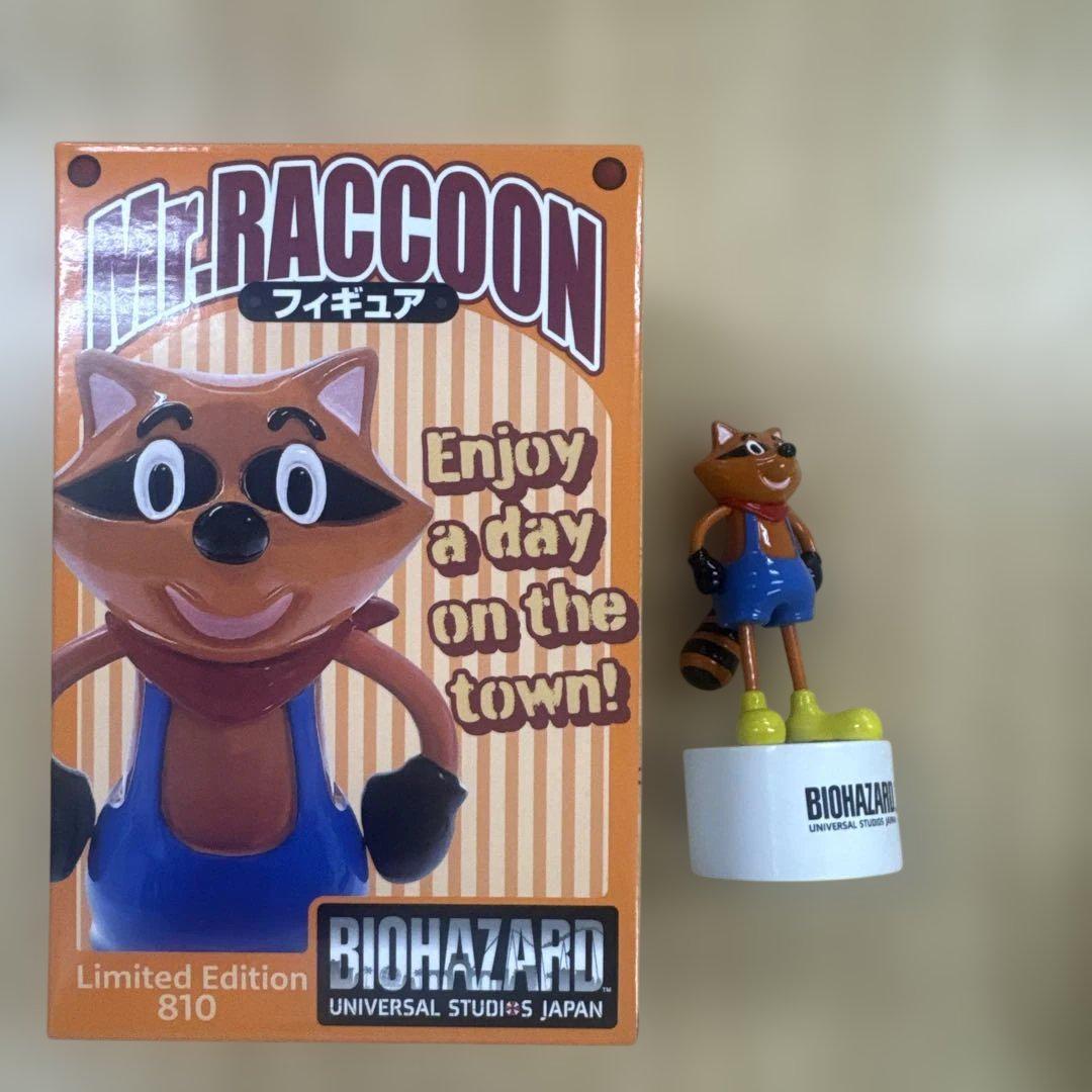 

[USED] USJ Limited Edition Raccoon-kun Resident Evil Limited Edition Figure