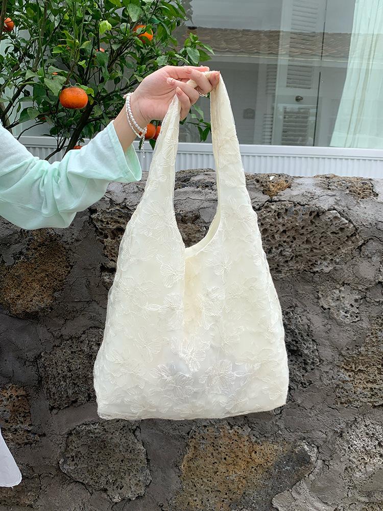 

Gentle fairy bag spring and summer new flower lace shoulder bag simple and versatile Korean temperament canvas bag college student
