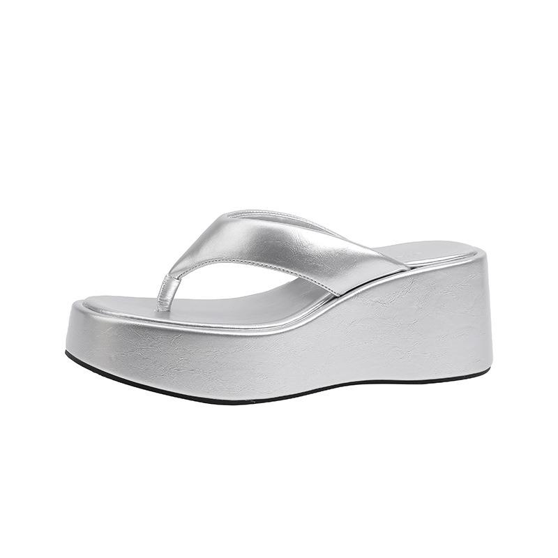 Summer New Ultra-light Small Muffin Thick Bottom Heightening Flip-flops Women's Slope Heel Toe Fashionable Cool Slippers