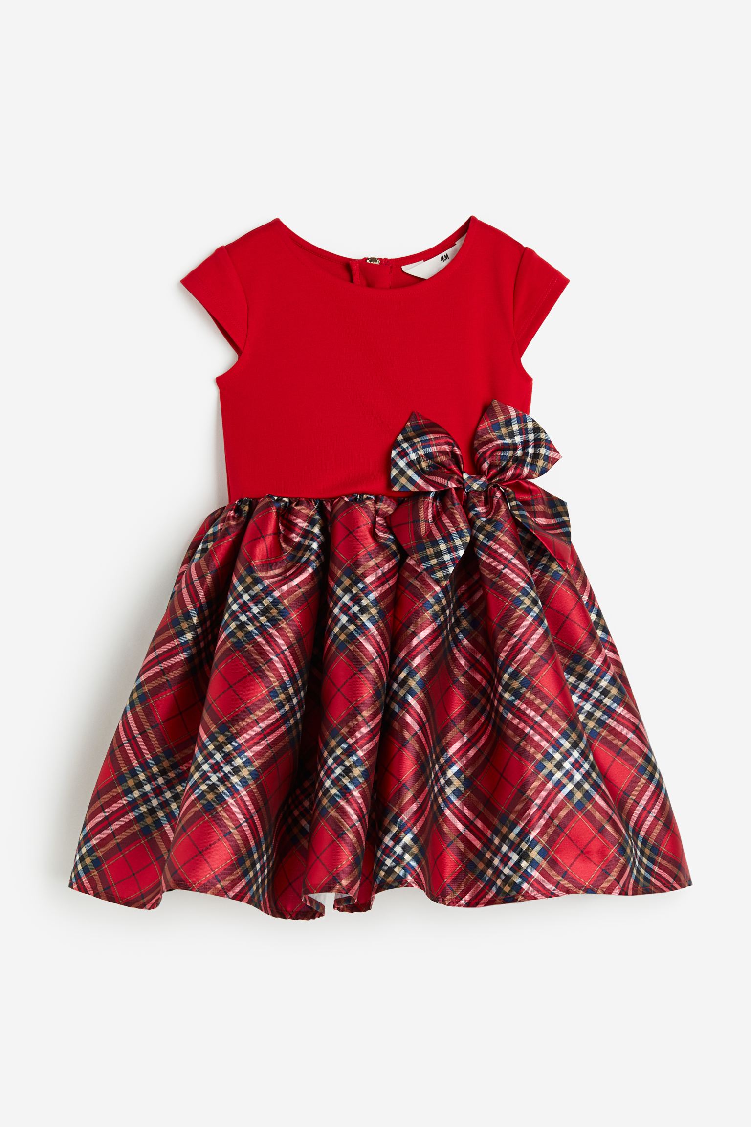 

Платье с расклешенной юбкой