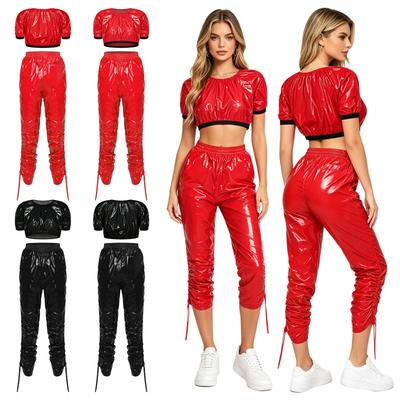 Completo Crop Top Lucido Impermeabile e Pantaloni Capri da Donna Manica Corta Vita Elastica Coulisse sui Lati delle Gambe per Allenamento Festa
