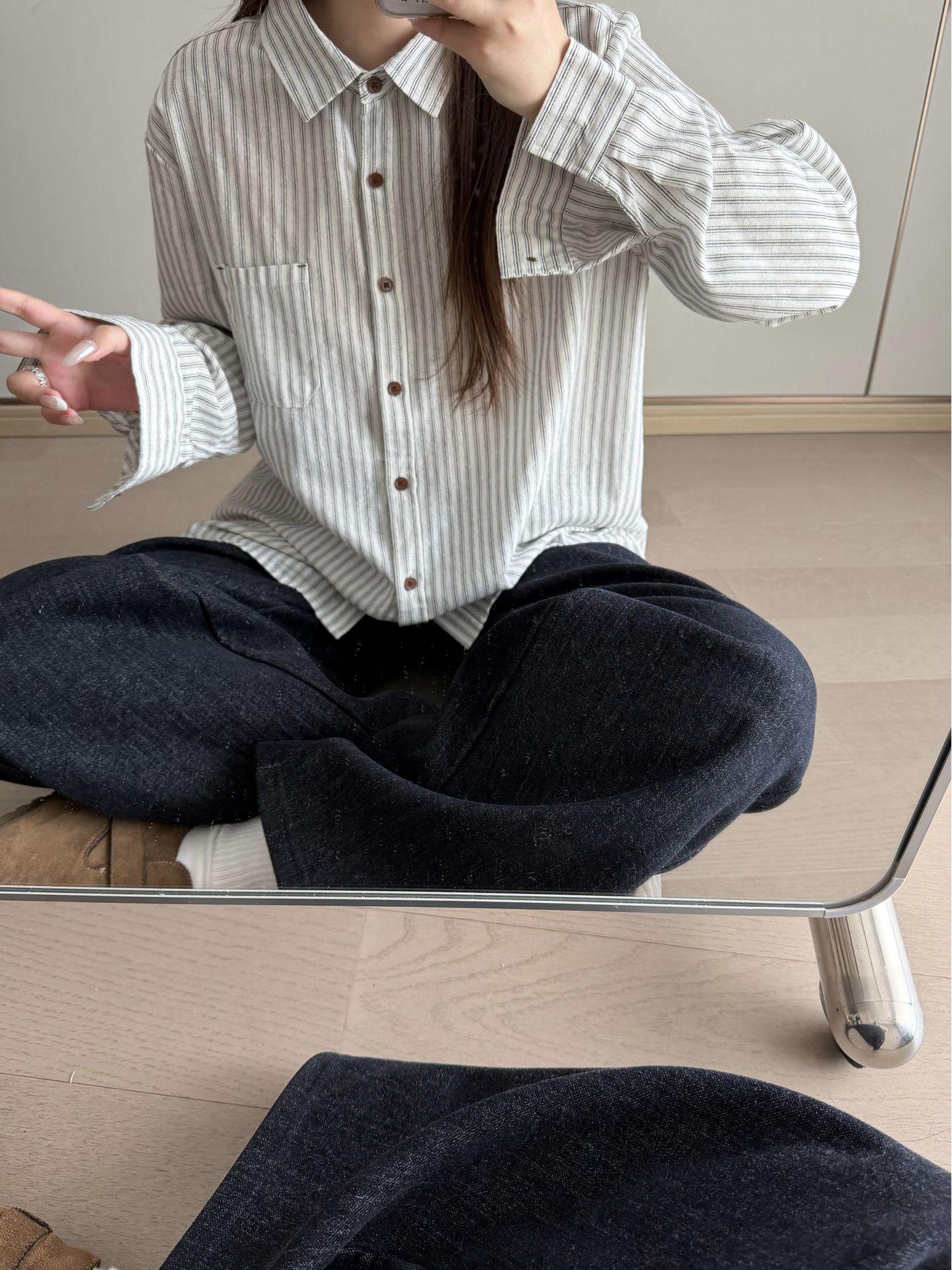 

Korean Style Retro Vertical Striped Long Sleeve Cotton Shirt - Casual, Slimming, and Versatile Large