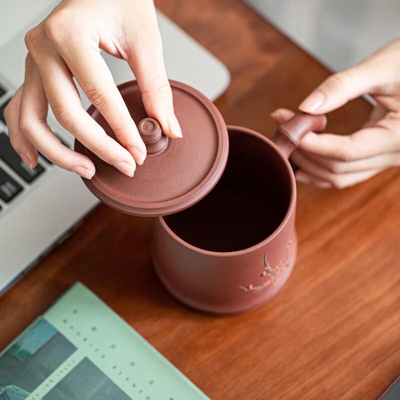 Yixing Zisha Plum Blossom Tea Cup with Lid