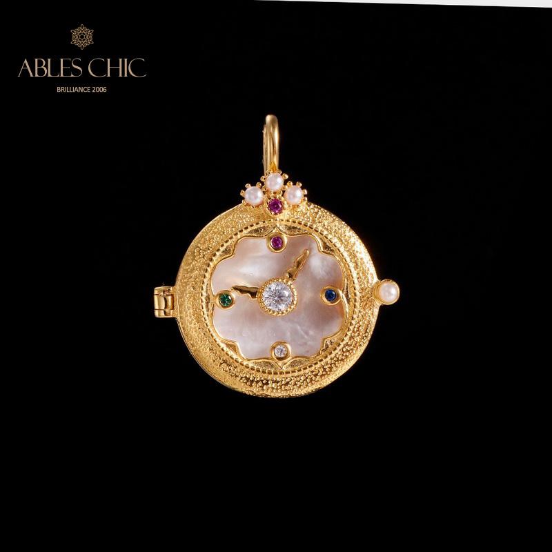 

Подлинные карманные часы из серебра 925 пробы Двойная боковая подвеска 18-каратное золото Tone CZ Драгоценные камни Ожерелье из натуральной раковины