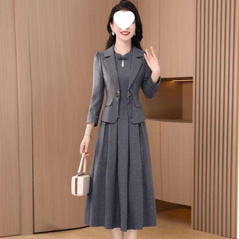 

Женское платье-двойка с длинным рукавом и жилетом, стиль национальный, осень 2025 XL [120-160 jin]