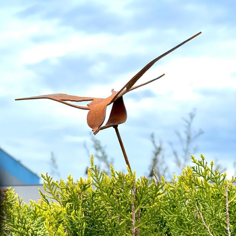 Rostige Eisen Schwalbe Skulptur Gartenstäbe Eisen Kolibri Gartenstab Dekoration für Terrassen und Rasenverzierung