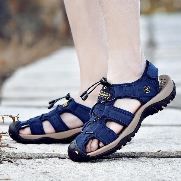 New Hollow-out Wading Shoes Men Sandals Hiking Shoes Summer Casual Beach Sandals Plus Size 38-48