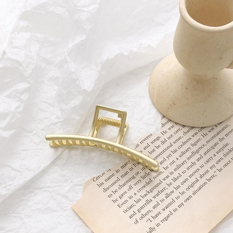 New Women Elegant Gold Silver Hair Clip Hollow Geometric Metal Hair Claw Headband Crab Hair Clips Fashion Hair Accessories