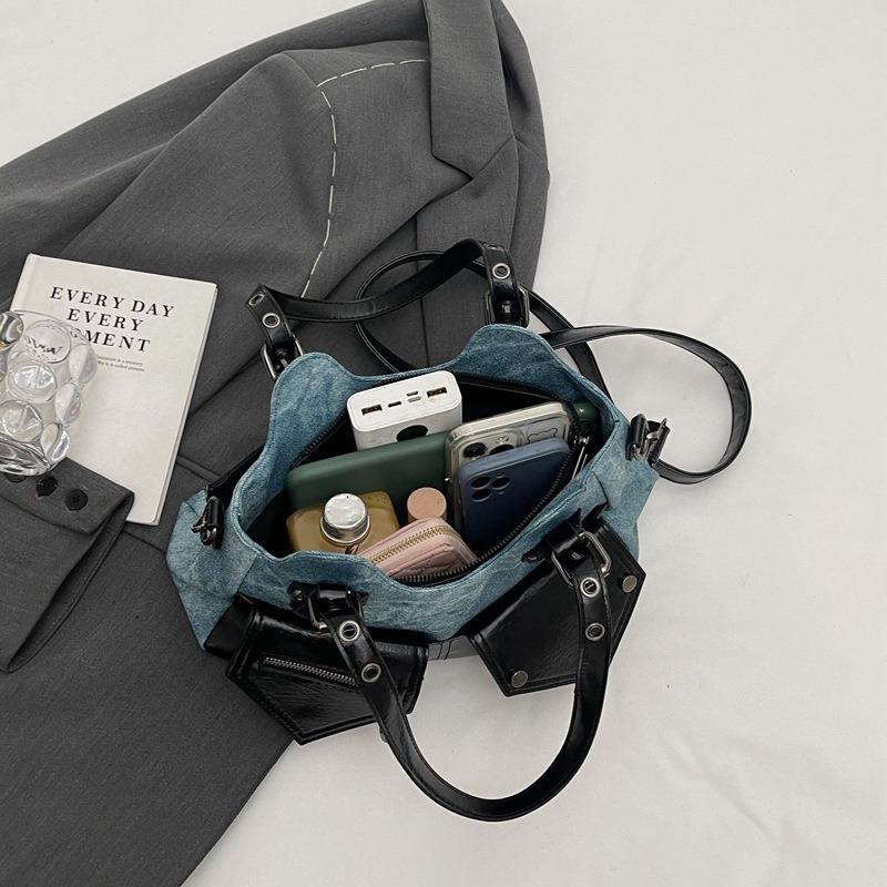 Retro large-capacity shoulder bag, new messenger bag, splicing women's bag, simple soft leather tote bag