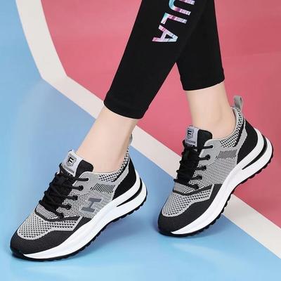 New Spring and Summer Lightweight and Breathable Sports Shoes Women's Korean Version of Versatile Fashion Running Shoes Women's Mesh Walking