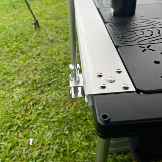 Hliníková slitina Kempingový IGT Závěsný stojan na lampu Odnímatelný stojan na lucernu Držák kempingového světla IGT stůl Kempingové příslušenství