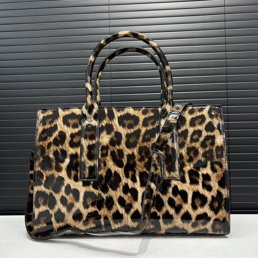 Women'S Elegant Temperament Tote Bag Large Capacity Personalized Leopard Print Celebrity Shoulder Bag