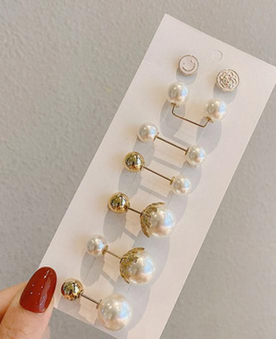 Pearl Button Brooch for Waistband Adjustment - Women's Pin to Secure and Shape Skirts or Pants